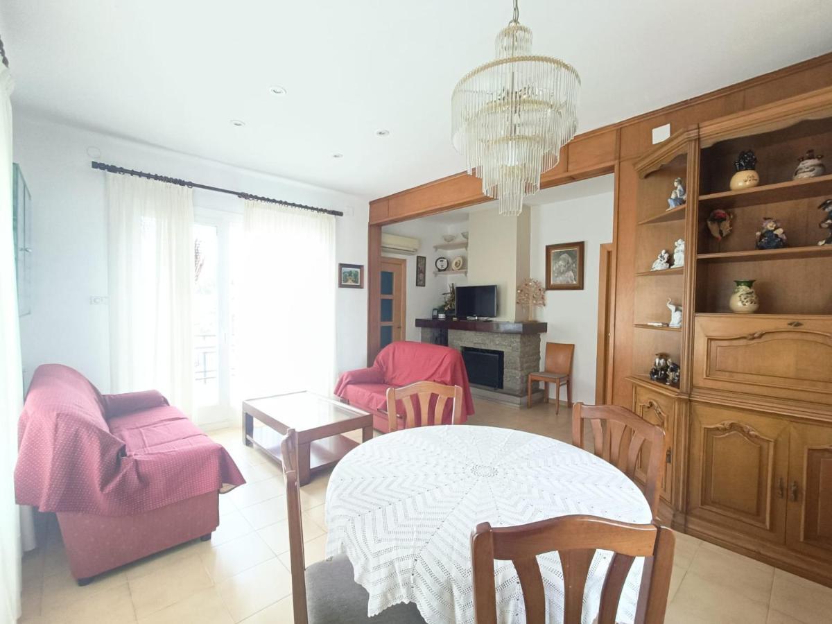1R Pis Al Port-Terrassa I Jardi Apartment Llanca Bagian luar foto