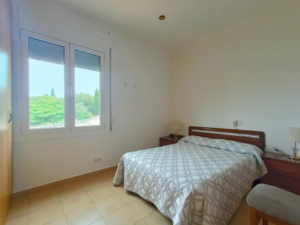 1R Pis Al Port-Terrassa I Jardi Apartment Llanca Bagian luar foto